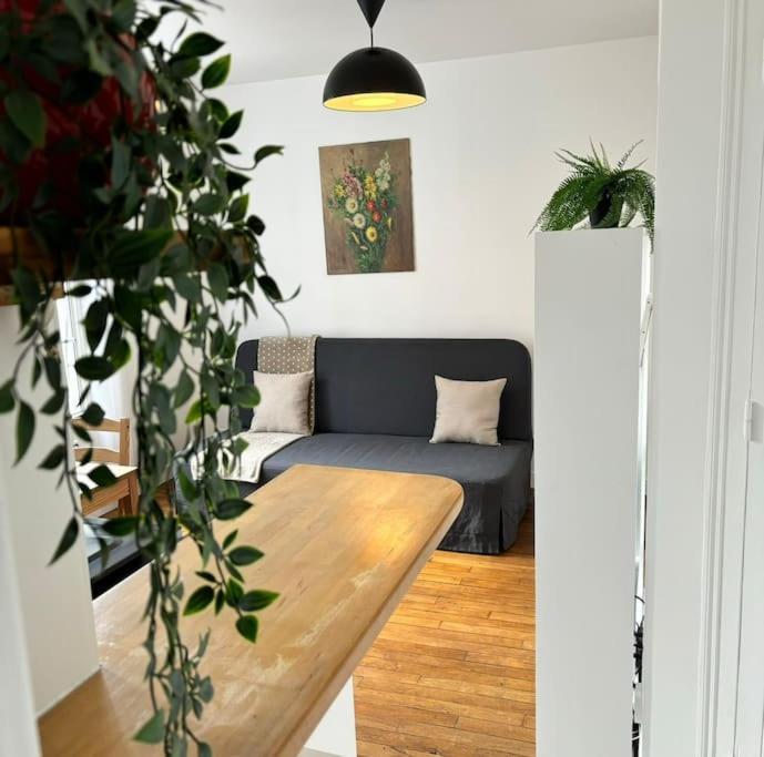 Apartment Olympic View Paris 8 *